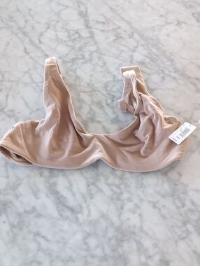 GAP Wireless Scoop Bralette in Light Beige